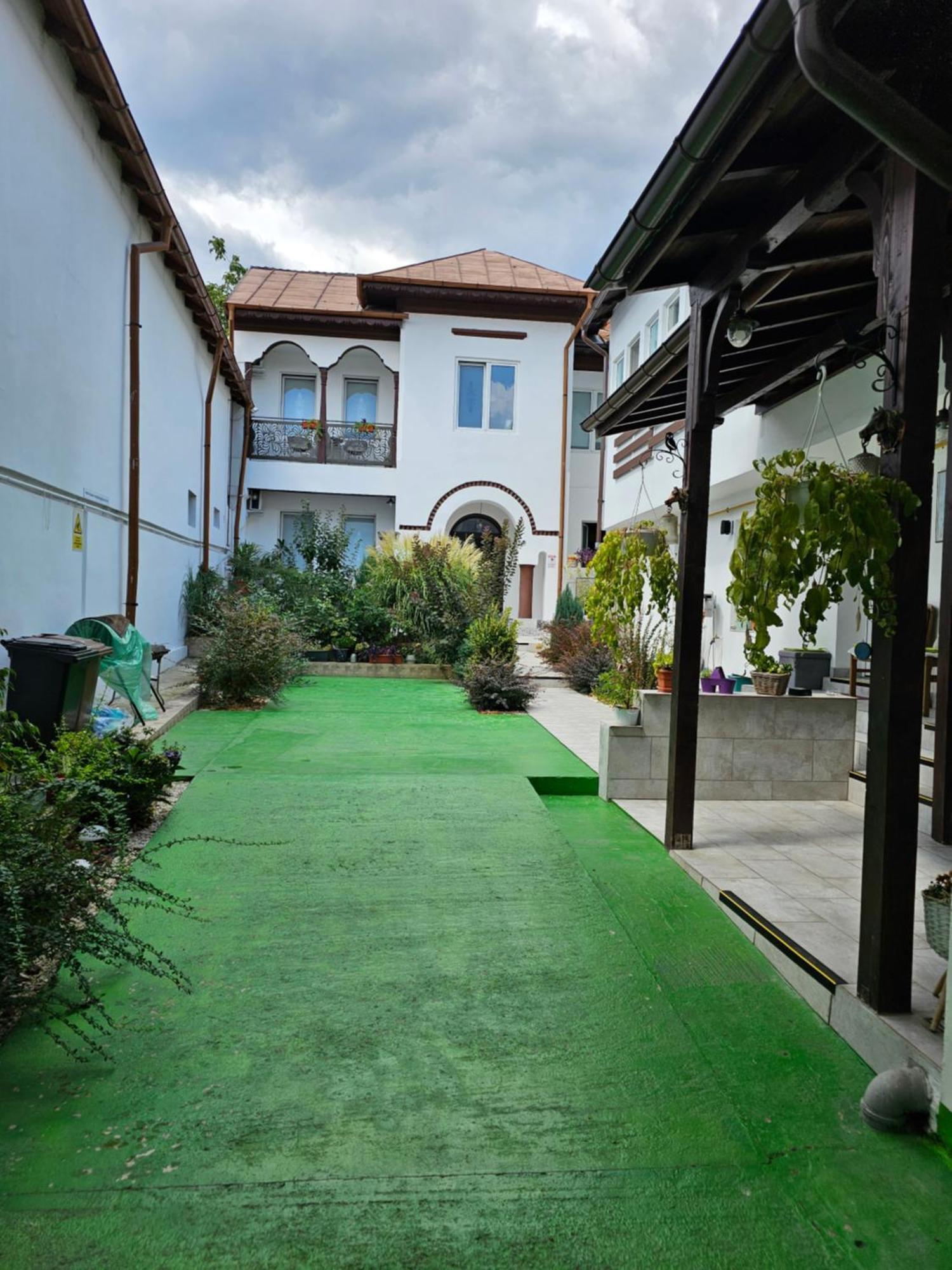 Casa Musceleana Hotel Câmpulung Exterior foto